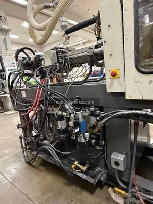 Used CINCINNATI MILACRON VSX55-2.27, Injection Molding Machines Illinois US | Meadoworks #1492249