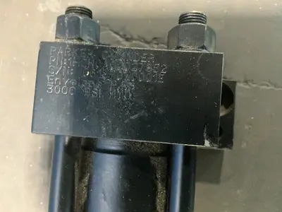 Used PARKER 2.00CC2HRNAT1S19AC52.000 Hydraulic Cylinders Ohio US | HGR 24 #1357389