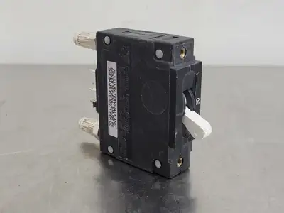 Used CARLING TECHNOLOGIES CA1-X0-25-708-A11-MG Switchgears British Columbia CA | Lenmark #241400