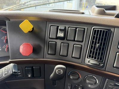 Used 2015 VOLVO VNVNL Conventional trucks Indiana US | Miedema Asset Management Group #1414652