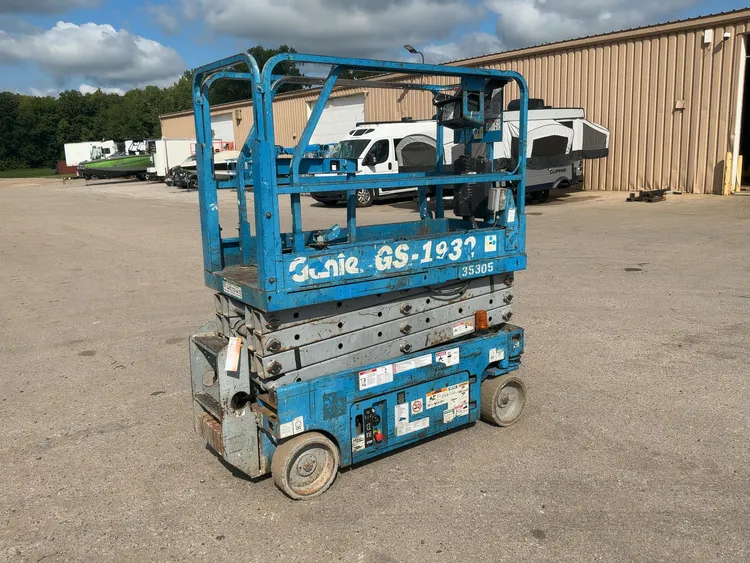 Used 2005 GENIE GS-1932 Scissor Lifters Michigan US | Miedema Asset Management Group #1397322