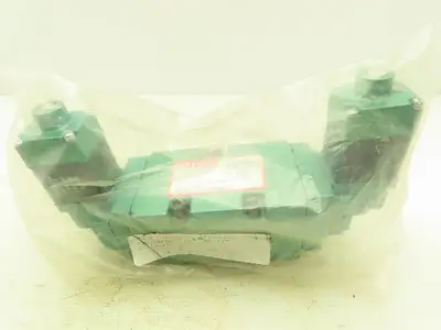 Numatics 554BB600K000030 Pneumatic Double Solenoid Valve 120V 150 PSI 5/3