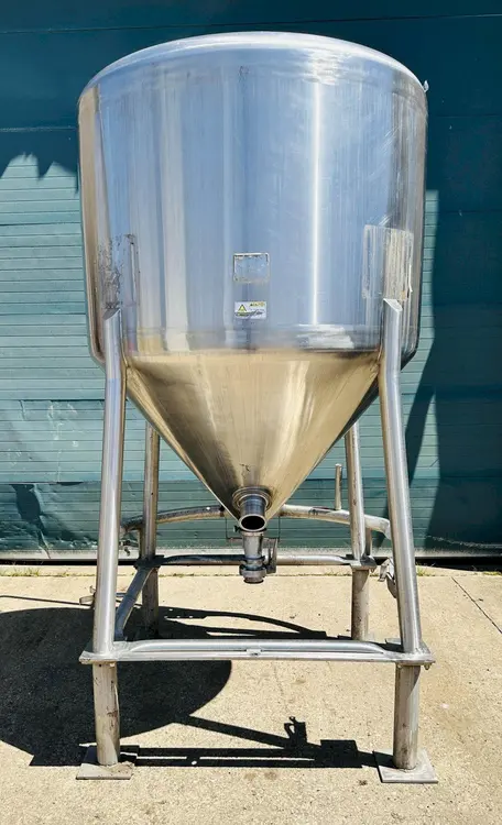 Used 1994 INOX S.S. V-BOTTOM STORAGE TANKS Stainless Steel Tanks Ohio US | Portage Packaging Systems, Inc. #394145