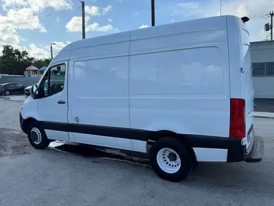 Used 2019 FREIGHTLINER SPRINTER 3500 Tractors & Trailers Florida US | Truck and Van Outlet #1506260