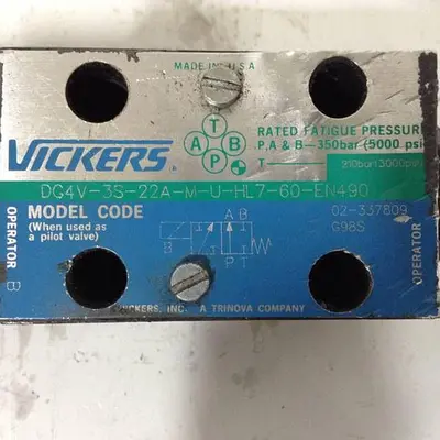 USED VICKERS DG4V3S22AMUHL760EN490