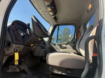 Used 2018 FREIGHTLINER BUSINESS CLASS M2 106 Reefer Trucks California US | Mittry Construction #1519641