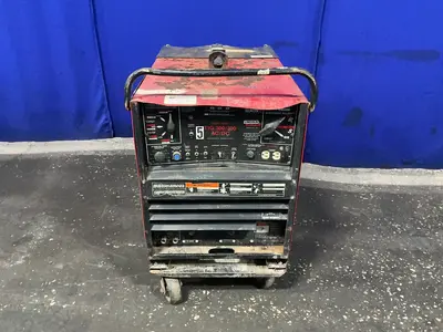 Used LINCOLN ELECTRIC IDEALARC TIG 300/300 AC/DC Welding Machinery (Other) Ohio US | HGR 24 #1404390