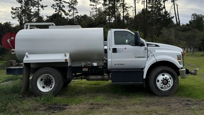 USED 2023 Ford F750 WT