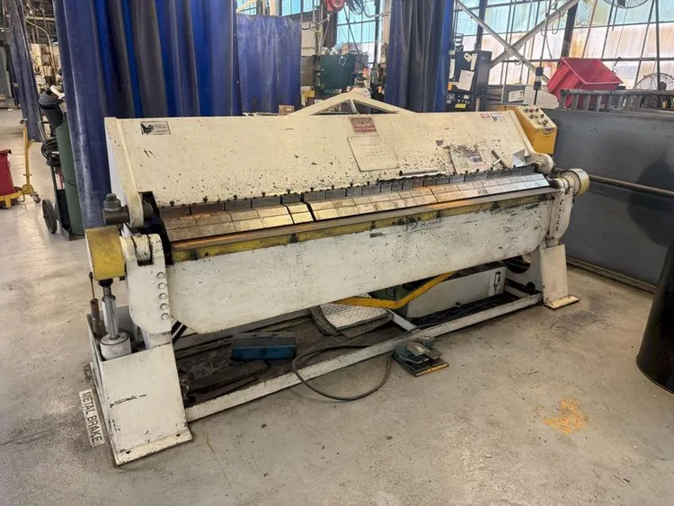 Used CHICAGO DREIS & KRUMP _UNKNOWN_ Box & Pan Brakes including Finger Ohio US | Yoder Brothers machinery #1407180