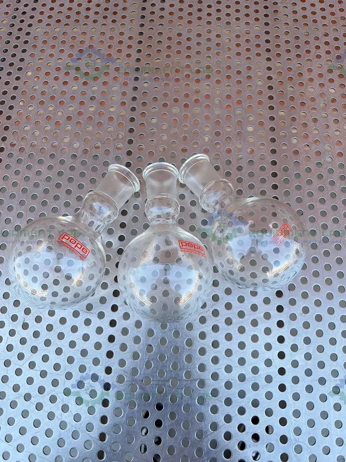 Used LOT OF 3 - POPE SCIENTIFIC 200 ML SINGLE NECK ROUND BOTTOM FLASK Glassware - Other California US | Equipment Lab #1556651