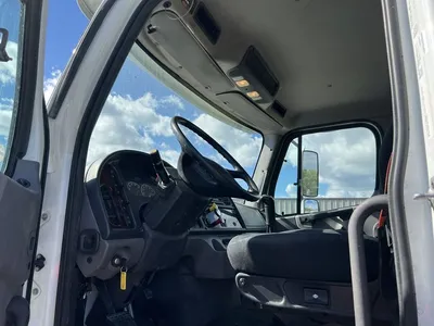 Used 2015 FREIGHTLINER TRUCK TRACTOR Conventional trucks Minnesota US | Carco Truck & Equipment #1514303