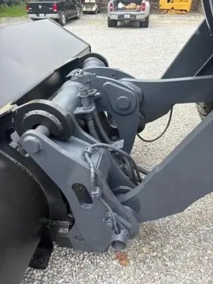 USED 2013 DEERE 624K