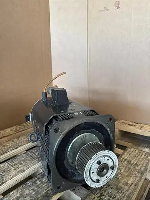 Rexroth R911309450 Servo Induction Motor MAD130B-0100-SA-S0-BQ0-35-V1 #HP105