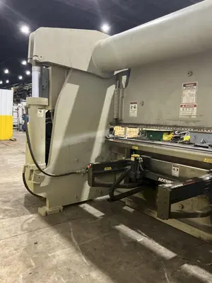 320 TON X 10' ACCURPRESS MODEL #732010 ADVANTAGE HYDRAULIC PRESS BRAKE, W/ ETS 3000 CONTROLS, NEW 2010: YOBRO #24910