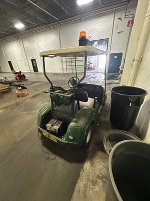 EZ-GO Golf Cart