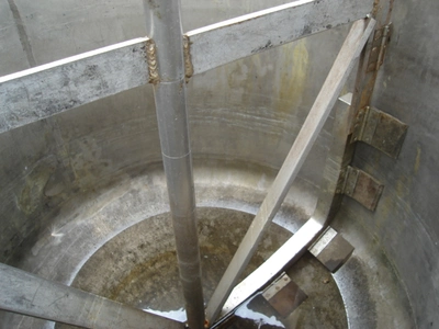 325 L S/S Jktd Scraped Tilting Mixer