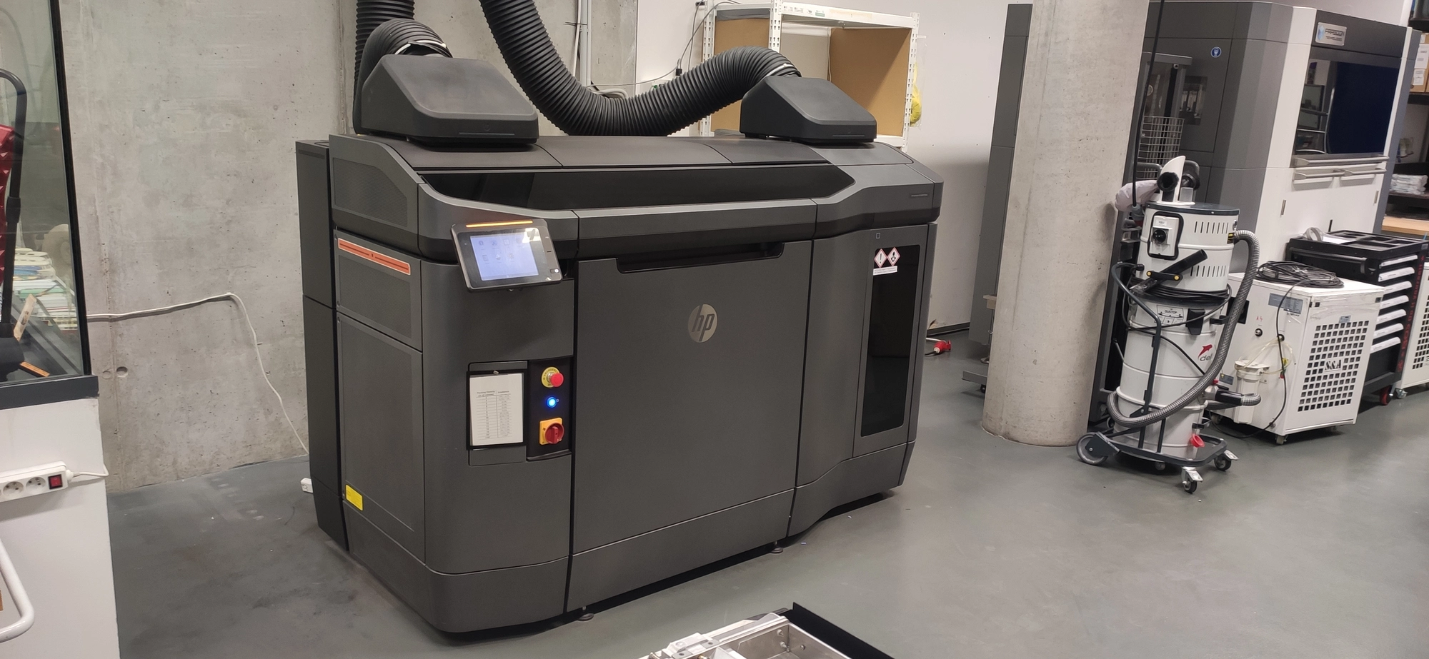 USED 2017 HP INC. HP4200 MULTIJETFUSION MIT PROCESSING STATION UND BUILD UNITS