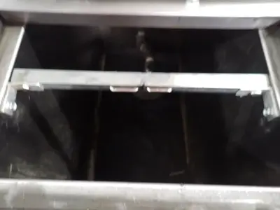 4 @ 8.5" X 15" X 13.5" Cleaning Station