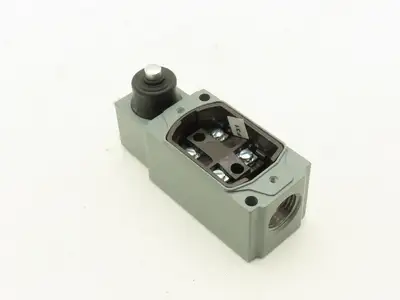 Allen Bradley 802T-C Oiltight Limit Switch Enclosure Push Rod Type Operator Head