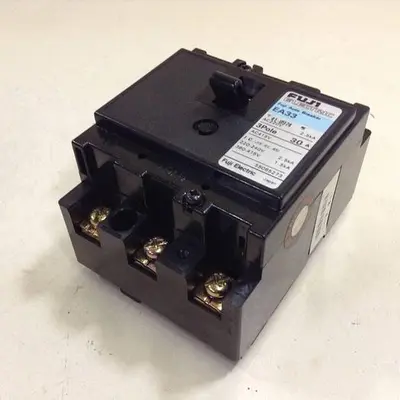 USED FUJI ELECTRIC EA33-30