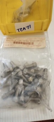 LOT OF 37 BOLT 1/4-28X 5/8" 18-8SS SOCKET CAP