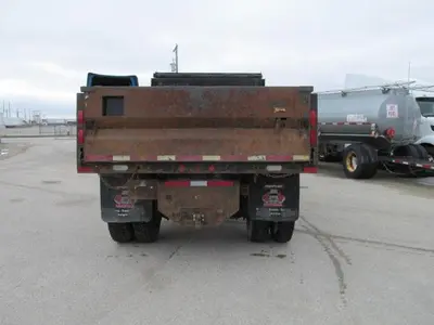 Used 2006 FORD F 650 Dump trucks Manitoba CA | Conquest Truck & Auto Sales #1421333