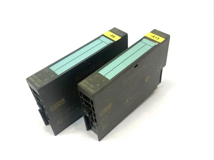 Used Siemens Simatic S7 Digital Output Module LOT OF 2 PLC Input & Output Michigan US | Maverick Industrial Sales #1401286