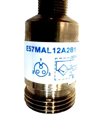 NEW CUTLER HAMMER E57MAL12 A2B1 PROXIMITY TUBULAR SENSOR