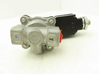 Asco Redhat JKF8215G010 Solenoid Valve 2-Way 25 PSI 3/8 NPT 24 NC VDC