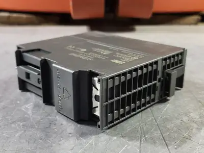 USED SIEMENS 6ES7321-1BH02-0AA0