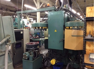 USED 1983 MATSUURA MC-1000V-DC