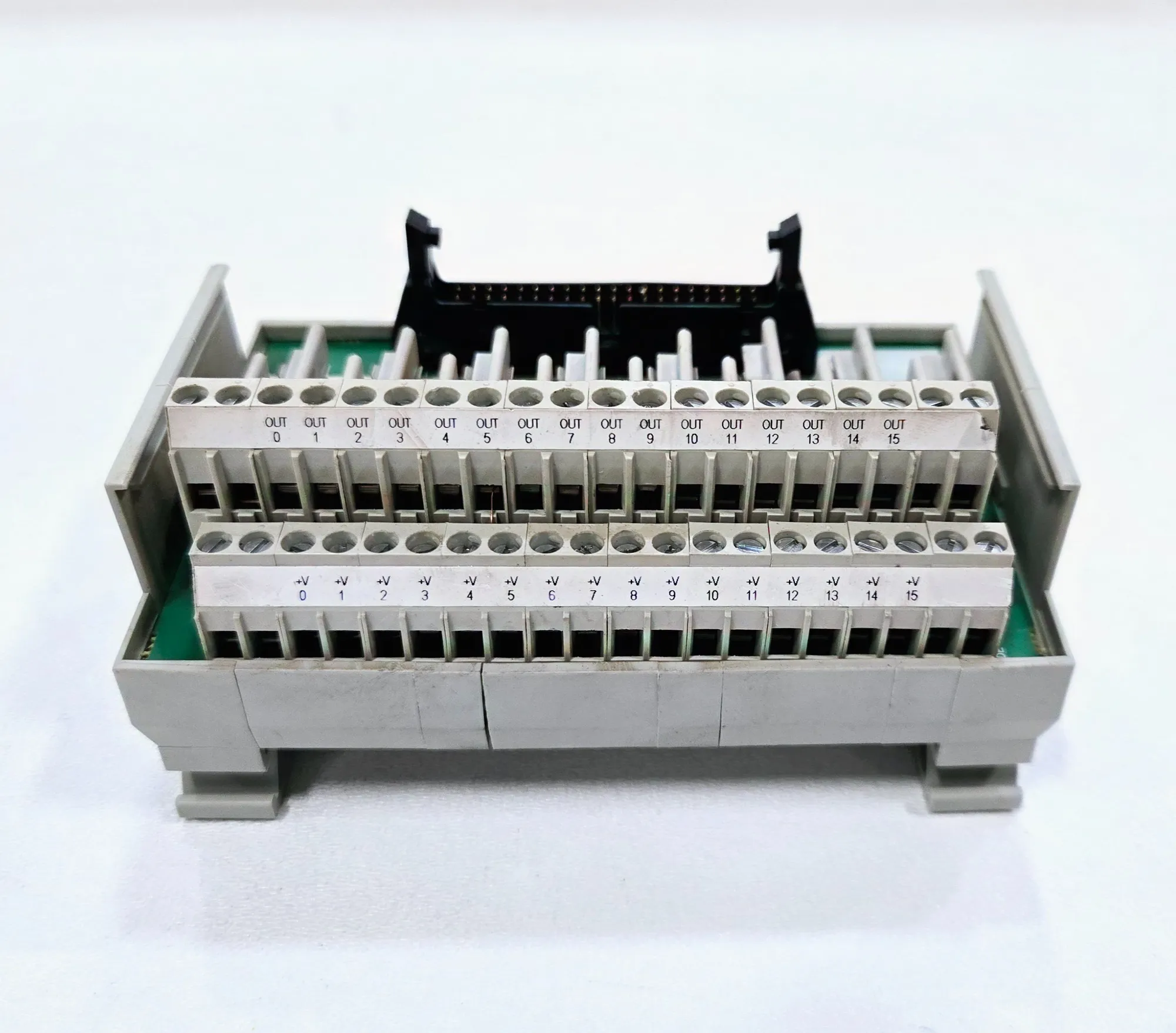 USED ALLEN BRADLEY 1492-IFM40F-F24-2