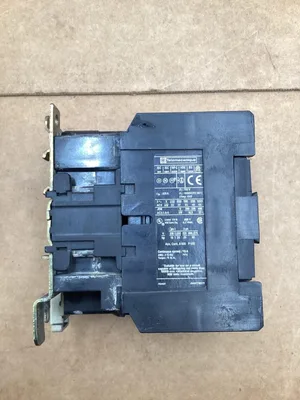 USED TELEMECANIQUE LC1-D8011