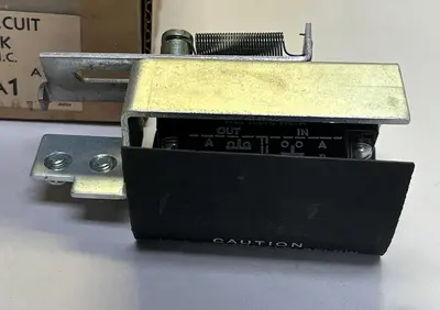 New | in-Stock CUTLER-HAMMER C360KA1 Contact Blocks Ohio US | Surplus Asset Holdings #1225598