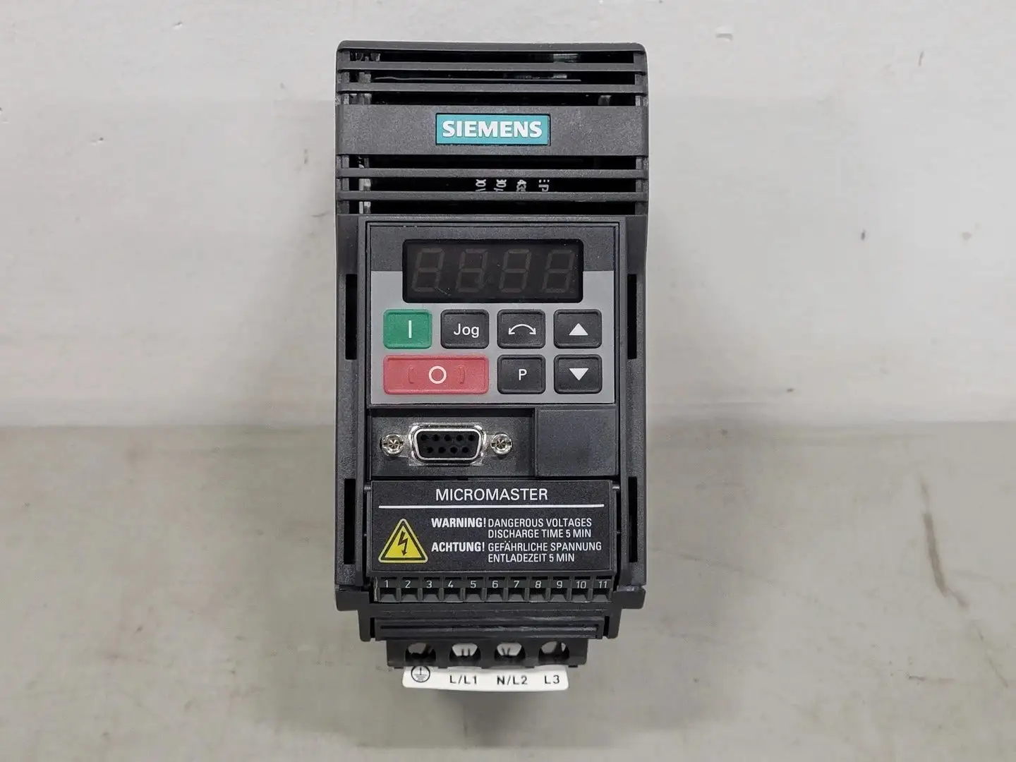 NEW 2000 SIEMENS 6SE9212-8CA40