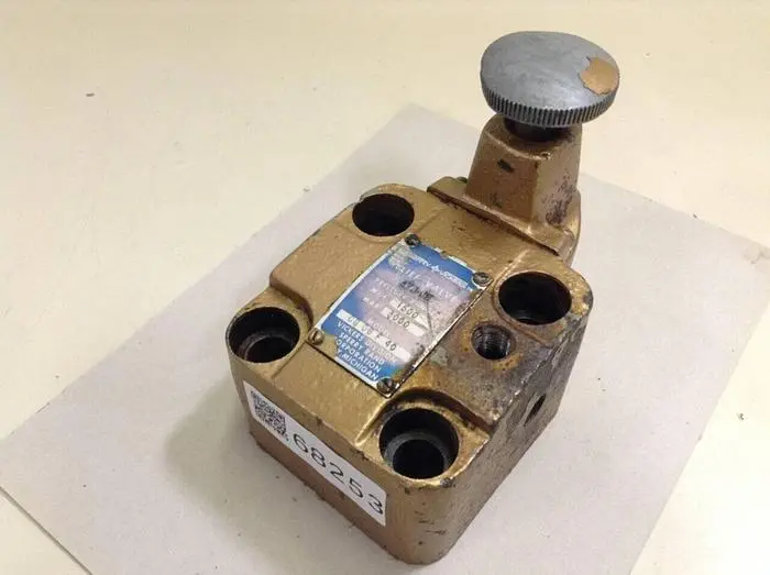 Used VICKERS CG06F40 Valves/Fittings Michigan US | Ideal Machinery #704172
