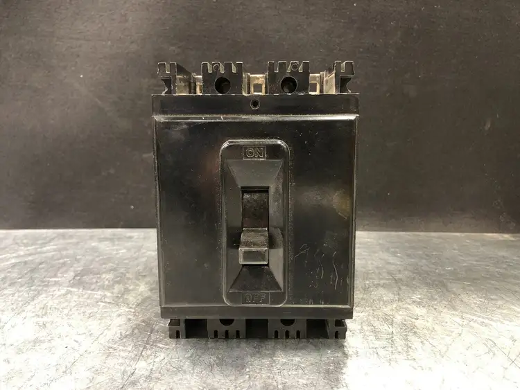 Used FEDERAL PIONEER YW51650 Switchgears British Columbia CA | Lenmark #244049