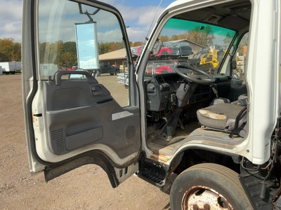 Used 2007 ISUZU 18' Box trucks Michigan US | Miedema Asset Management Group #1579183