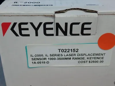 NEW 2019 KEYENCE IL2000
