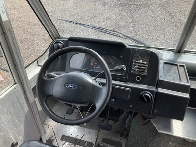 Used 2002 FORD COMM STRIP Cab Chassis trucks Michigan US | Miedema Asset Management Group #1314140