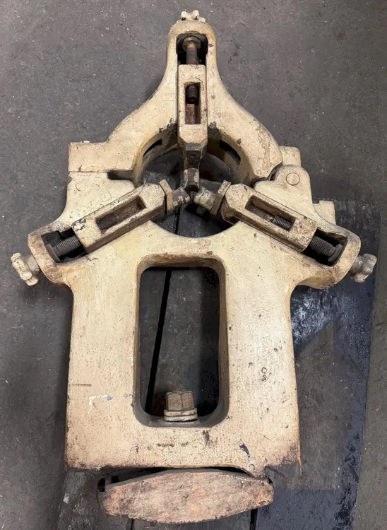 Used LODGE & SHIPLEY 2516/27 POWERTURN Steady Rests | CW WOOD MACHINERY #475184