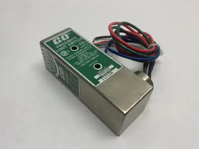 USED GO HEAVY PILOT DUTY PROXIMITY LIMIT SWITCH 1250 WATTS 120, 240, 480,