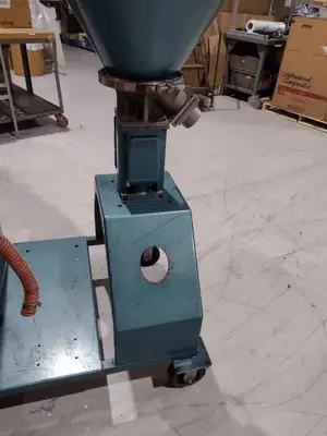 Used Universal Dynamics Mann and Hummel Protec Mann and Hummel Protec Hopper Dryers Michigan US | Maverick Industrial Sales #1401449