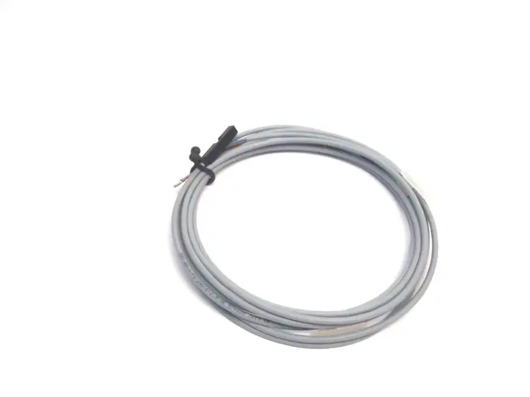 New | in-Stock Festo T-Slot Proximity Sensor 24VDC 2.5 Meter Proximity Sensors Michigan US | Maverick Industrial Sales #1398803