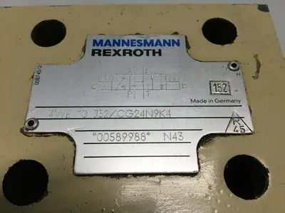 USED MANNESMANN REXROTH 4WE10J32CG24N9K4
