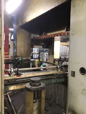 USED 1985 KOMATSU PRESSES KOMATSU E2P-300 PRESS