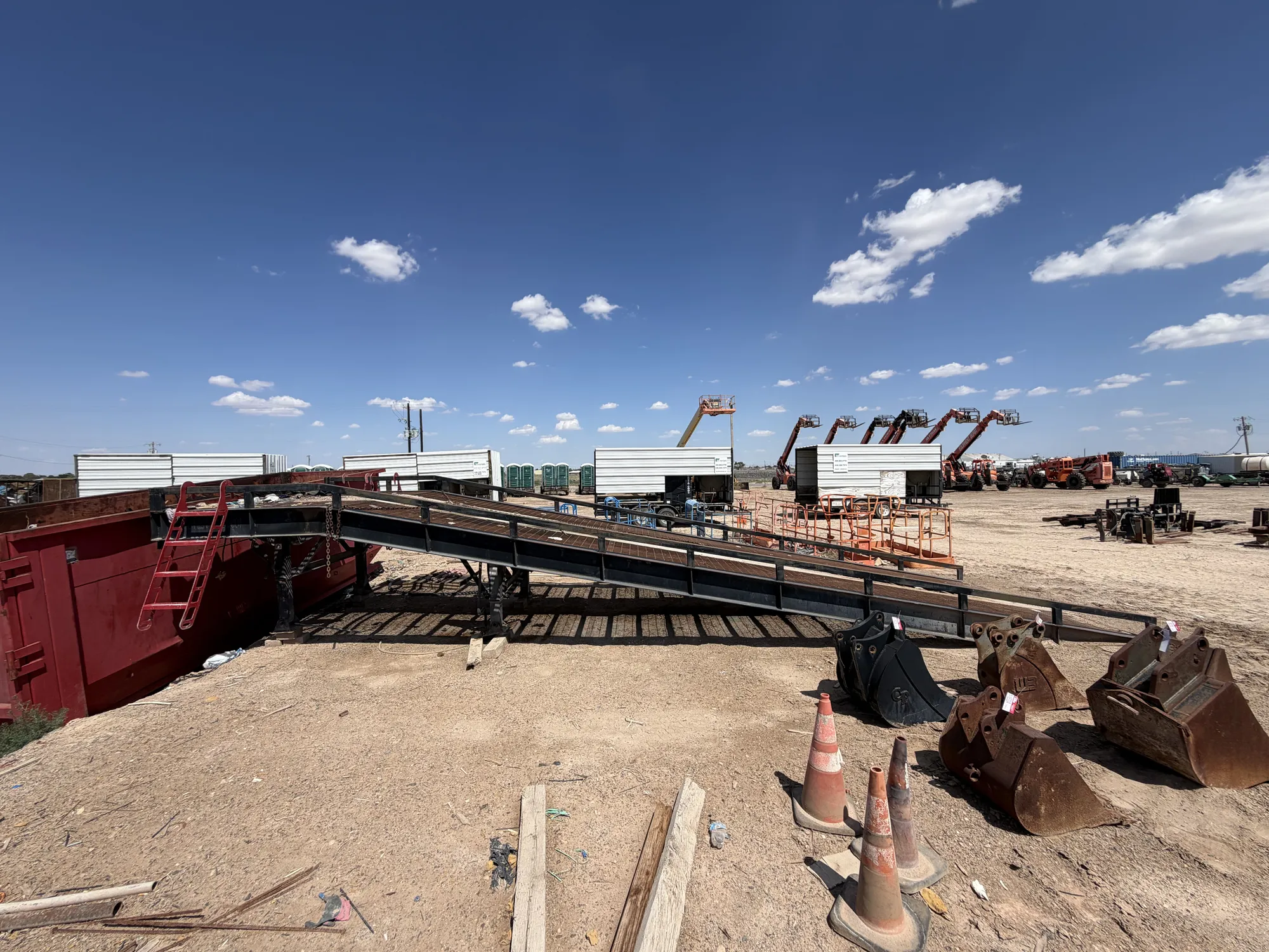 Used _UNKNOWN_ _UNKNOWN_ Dock Levelers Texas US | Miedema Asset Management Group #1312797