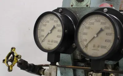 BF Perkin 19" Lab & Pilot Equipment (Paper) | Perry Equipment (7)