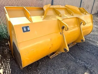 2024 XCMG XC958U Wheel Loaders | Maurice Cohen (11)