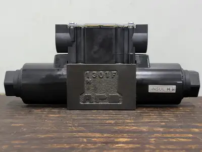NEW YUKEN DSG-01-3C2-D24-7090